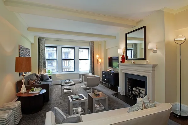 Sold by Corcoran | media 6