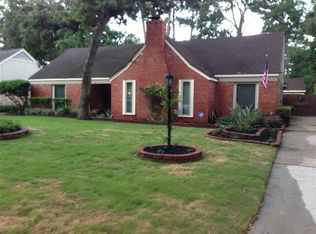 10215 Oakpoint Dr, Houston, TX 77043