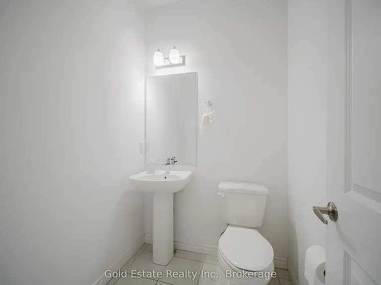 19 McLaren Ave — Photo 20