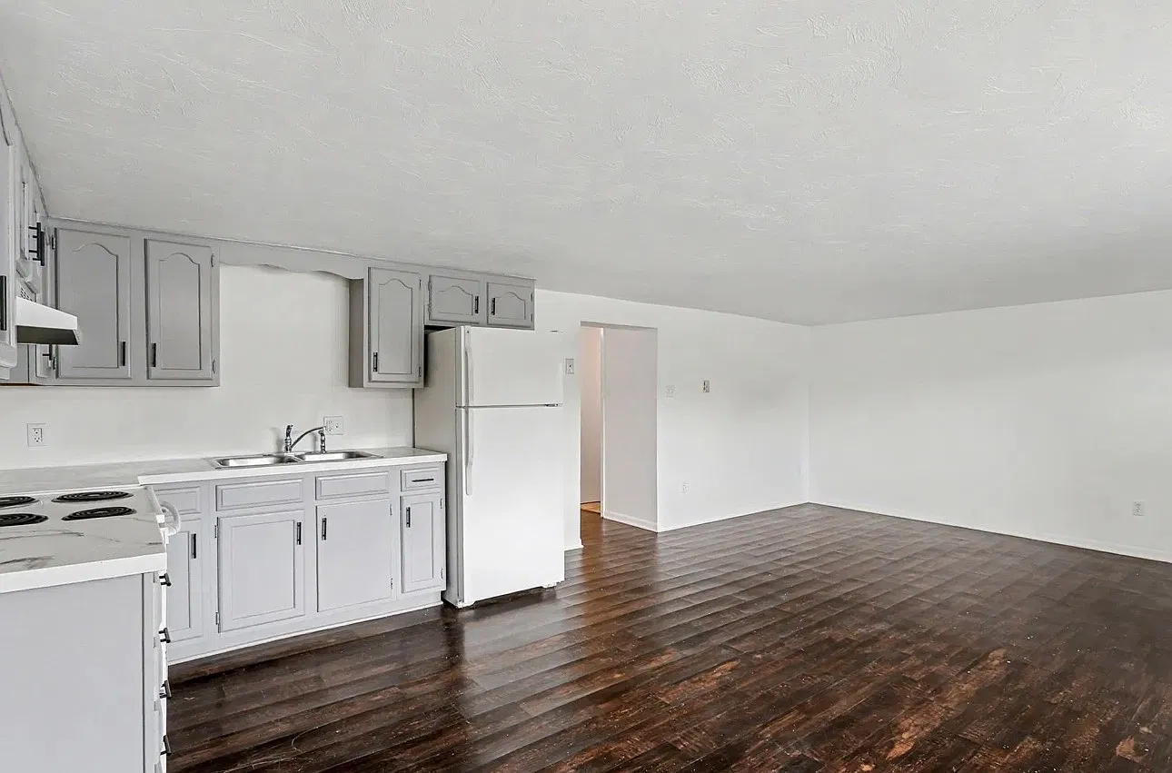 2 bed, 850 sqft, $1,250 — Photo 4