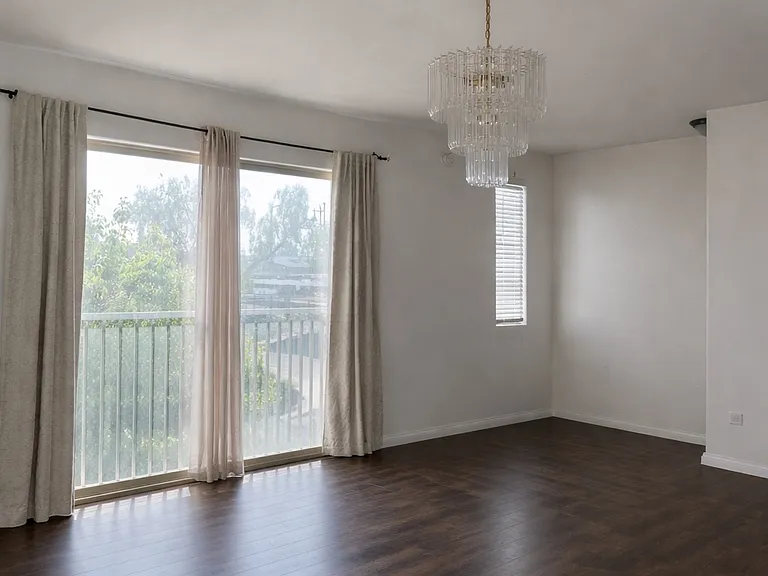 1300 R St #8 — Photo 20