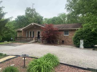 2032 E Main St, Petersburg, IN 47567