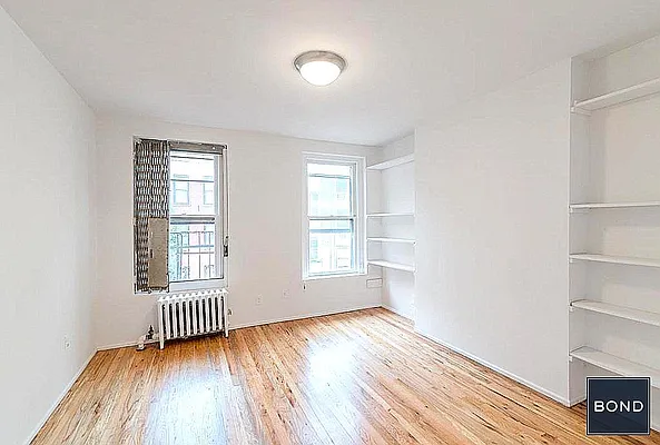 Rented by Bond New York | media 10
