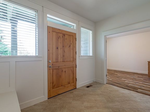 5th image of 34509 NE 49th Pl