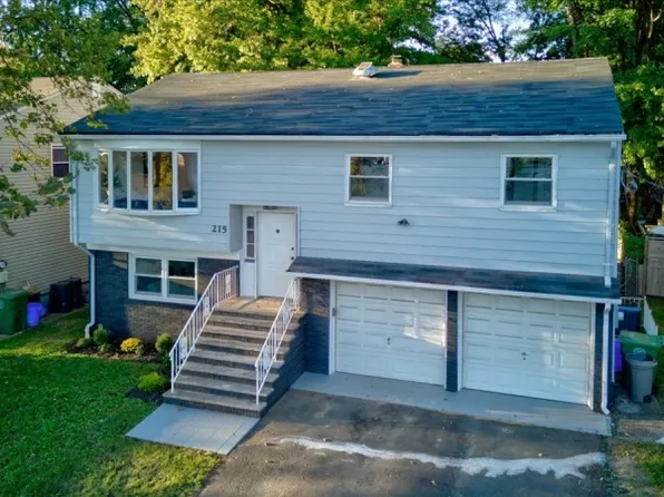 215 E 10Th Ave, Roselle Boro, NJ 07203