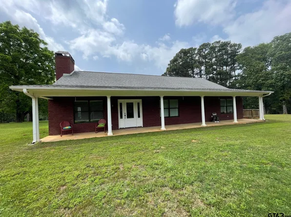 68 County Road 1130, Daingerfield, TX 75638