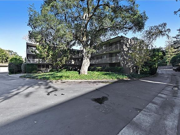 2nd image of 14345 Saratoga Ave APT 14