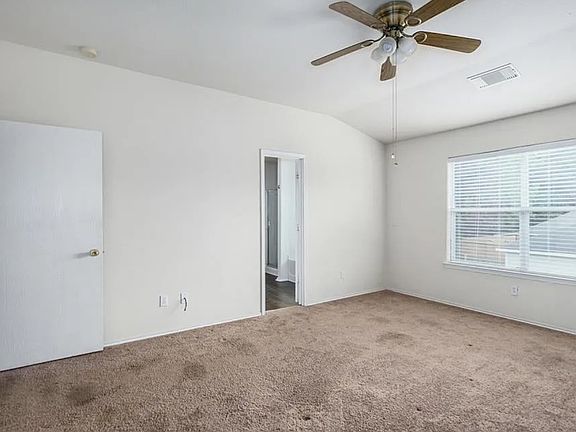 4th image of 9231 Shaded Pines Dr