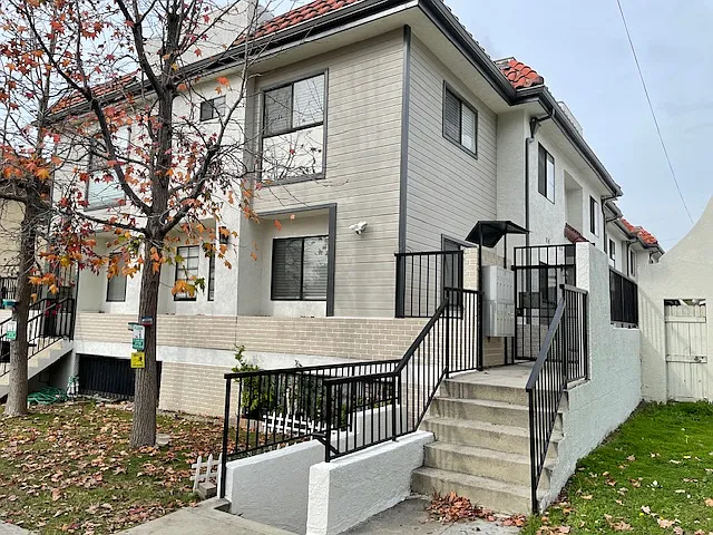 1037 Linden Ave #8 — Photo 1