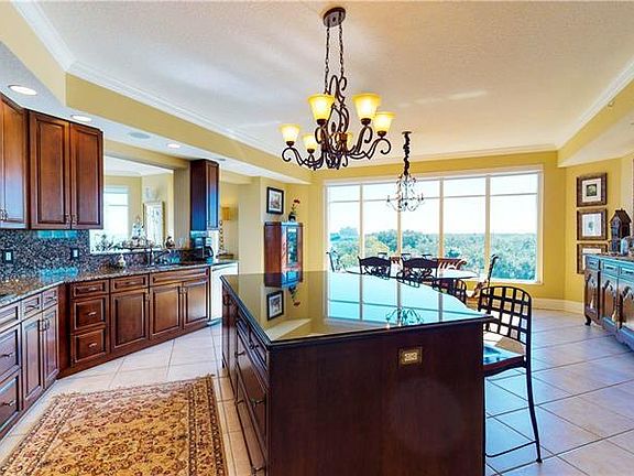 2nd image of 4201 Bayshore Blvd Unit 601