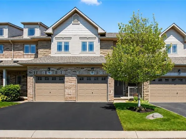 2169 Orchard Rd #11, Burlington, ON L7L 7J1