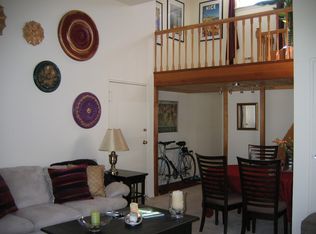 52 Lawson Ln, Ridgefield, CT 06877