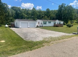11173 Wolf Station Rd, Newcomerstown, OH 43832