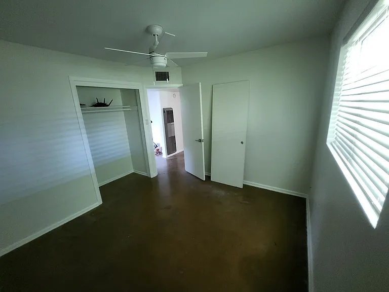 1519 E Cedar St — Photo 10