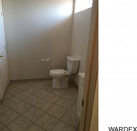 3rd image of 940 Harbor Dr