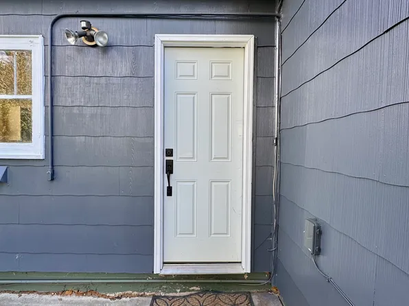 1311 E Bradley St Unit B, Laramie, WY 82072