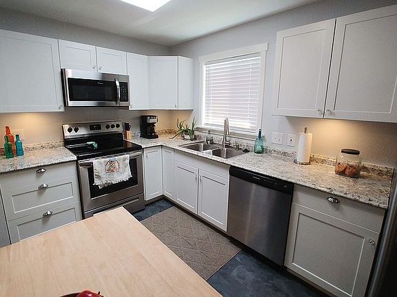 5th image of 2658 12th Avenue Ct