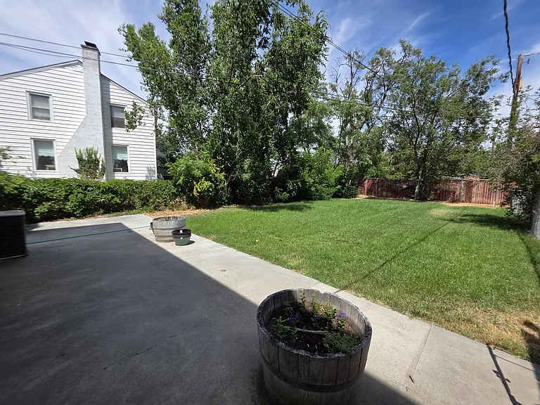 1206 Putnam St — Photo 20