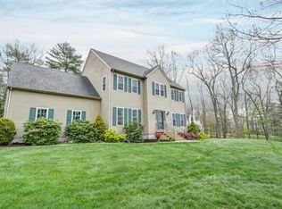 17 Breakneck Hill Rd, Hopkinton, MA 01748