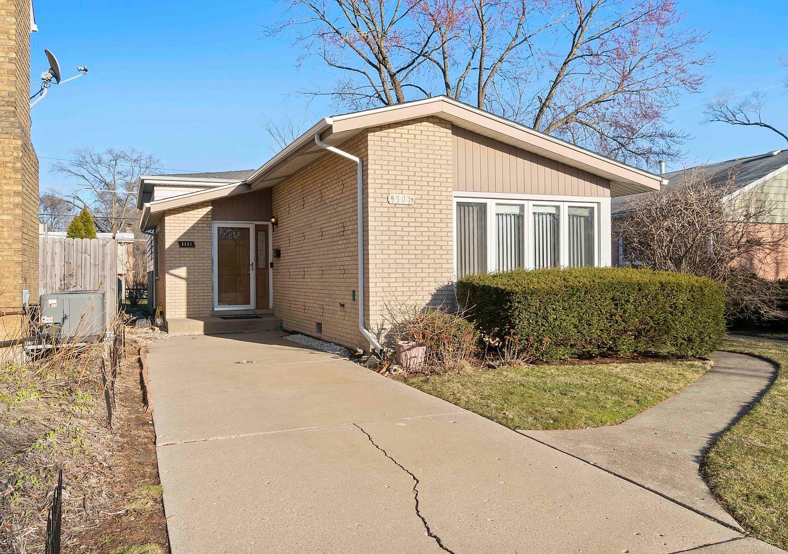 9507 Keeler Ave, Skokie, IL 60076 Zillow