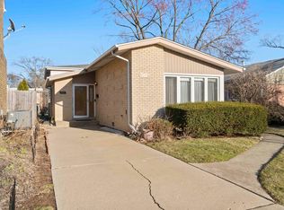 9507 Keeler Ave, Skokie, IL