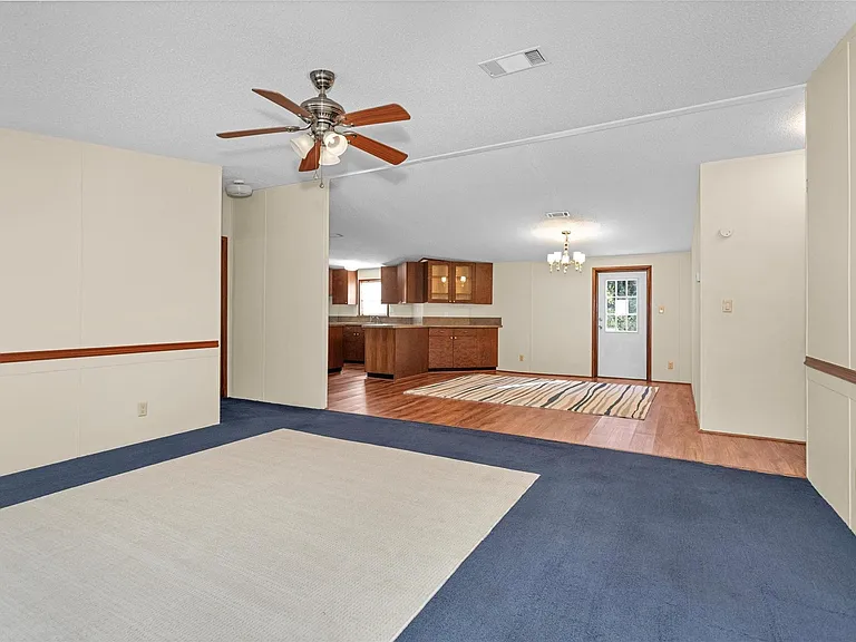 11261 Rose Rd — Photo 7