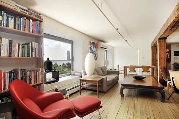 Sold by Citi Habitats | media 12