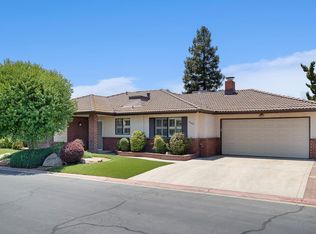 7689 N Gearhart Ave, Fresno, CA