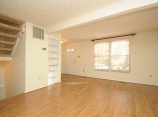 3953 Plum Run Ct, Fairfax, VA 22033