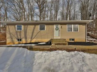 1961 Bushkill Dr, Easton, PA 18040