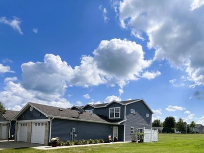 586 Pointe Ct SW, Rochester, MN, 55902