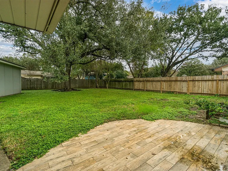 8326 Hazen St — Photo 19
