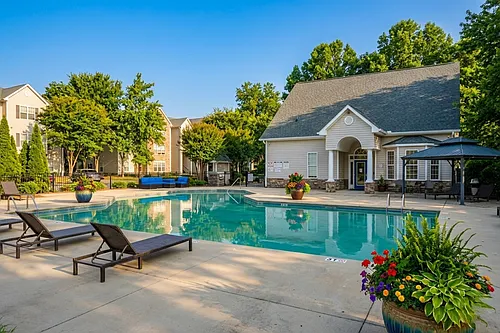 Summerlyn Place Photo 1