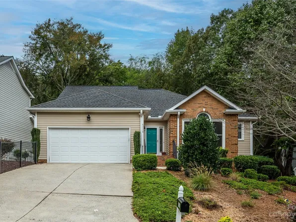 6118 Tuskan Dr, Charlotte, NC 28270