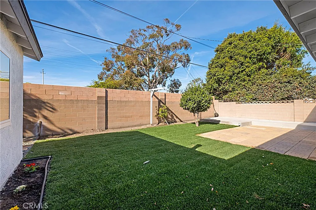 5 bed, 1600 sqft, $6,500 — Photo 4