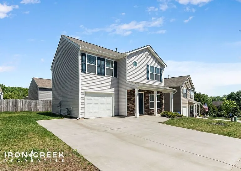 352 Oak Branch Rd — Photo 2