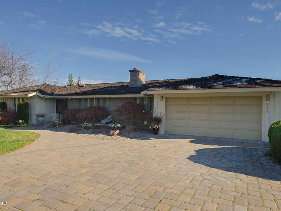 2nd image of 815 Conestoga Blvd