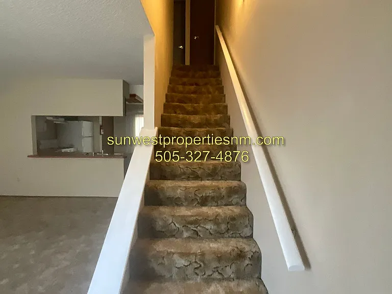 1631 Farmington Ave #4 — Photo 10
