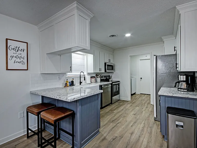 124 Hill Cir — Photo 9