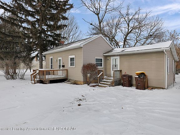 2nd image of 515 E Grand River Ave