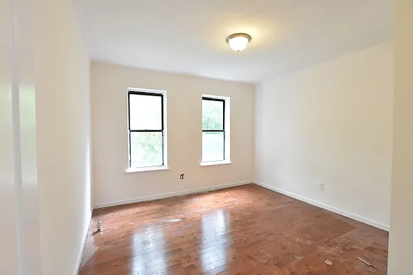 Rented by Clove Realty LLC | media 1