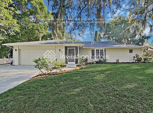 7401 N Leewynn Dr, Sarasota, FL 34240