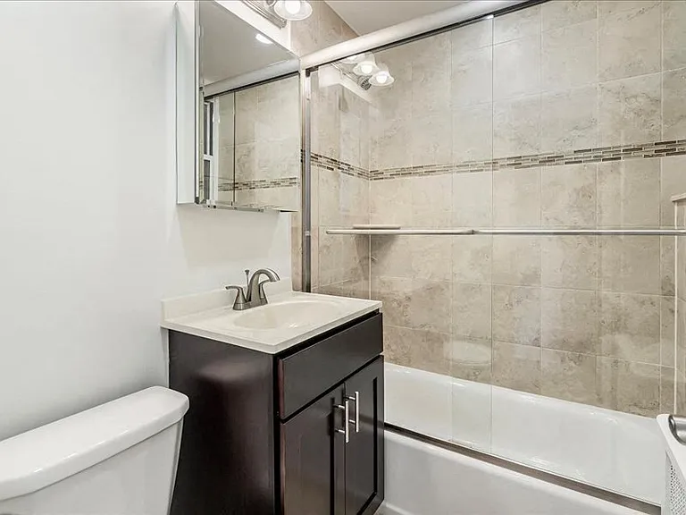 510 Millburn Avenue Apartments — Photo 15