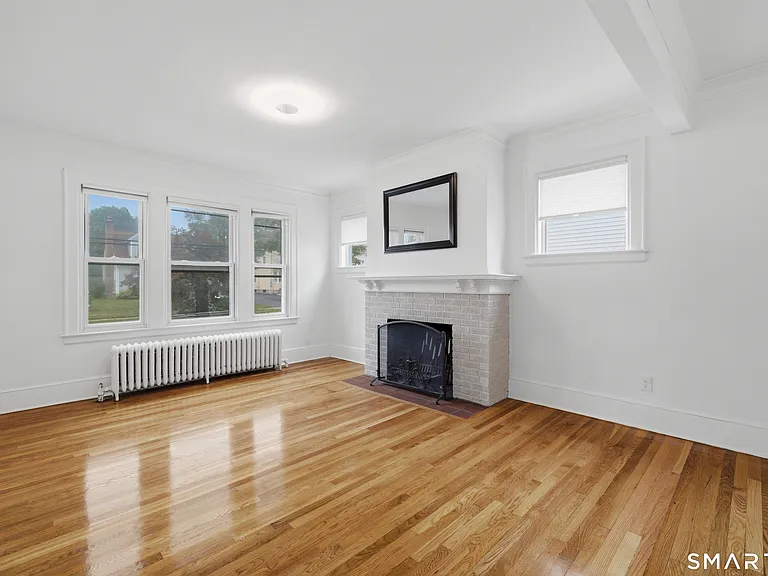 65 Dover Rd — Photo 10