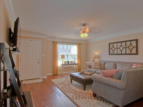 8543 Golden Cloud Ln Knoxville-MLS_Size-