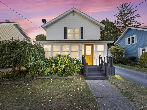 35 Oak St, Oakfield, NY 14125