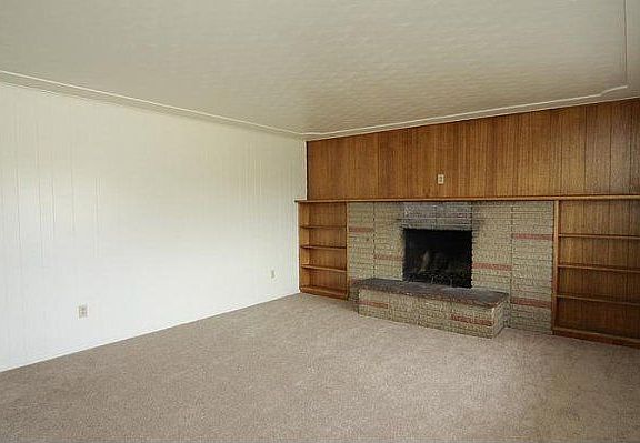 Living Room with Fireplace