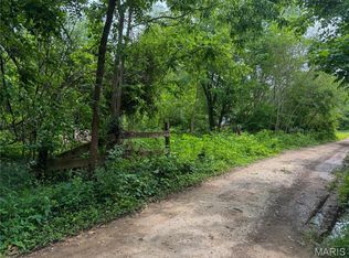 2714 River Bend Acres Rd, Eureka, MO 63025