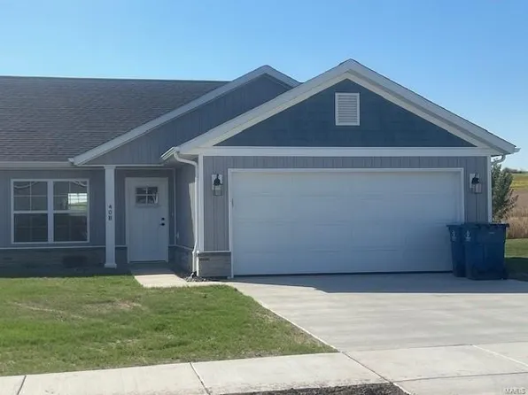 40 Field Crossing Dr, Highland, IL 62249