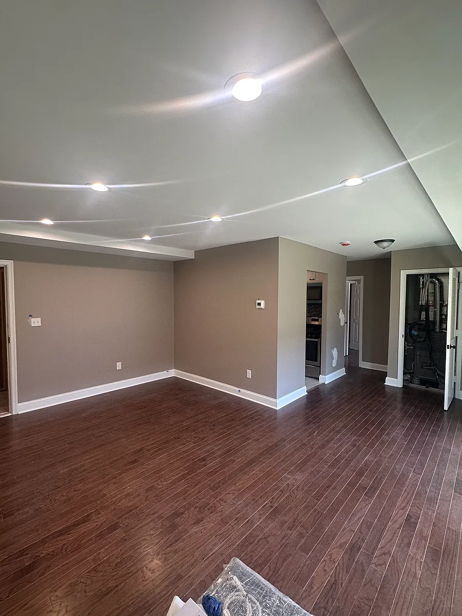 Building Photo - 2754 Hollywood Rd #T2